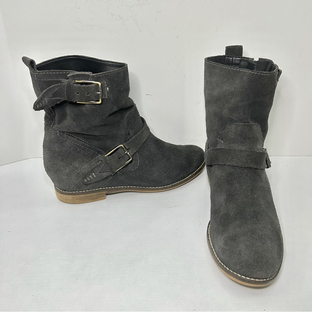 Dolce Vita Women's Prestley Hidden Wedge Ankle Boots Anthracite Suede Size 7 1/2